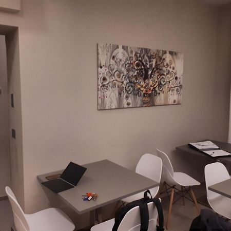 Smart Apartment Sei Chiese - Twa 博洛尼亚 外观 照片